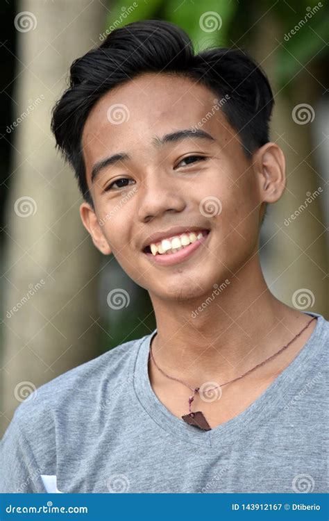 handsome filipino boy pic